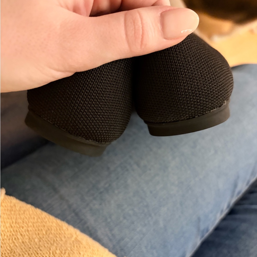 Black Rothy’s size 7